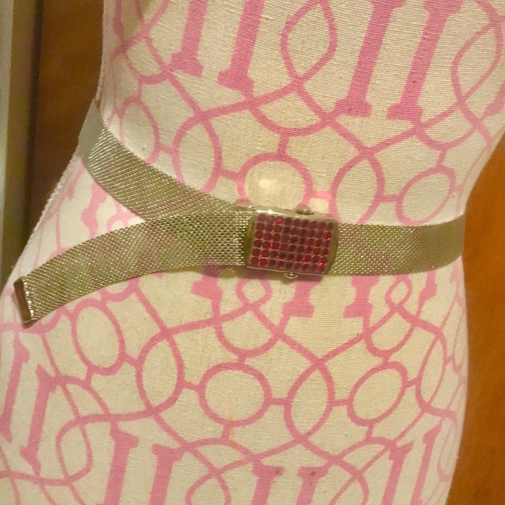 VINTAGE Small metal belt from the 90s